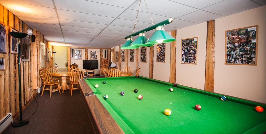 Mulvehill Creek Wilderness Inn And Wedding Chapel Revelstoke Bagian luar foto