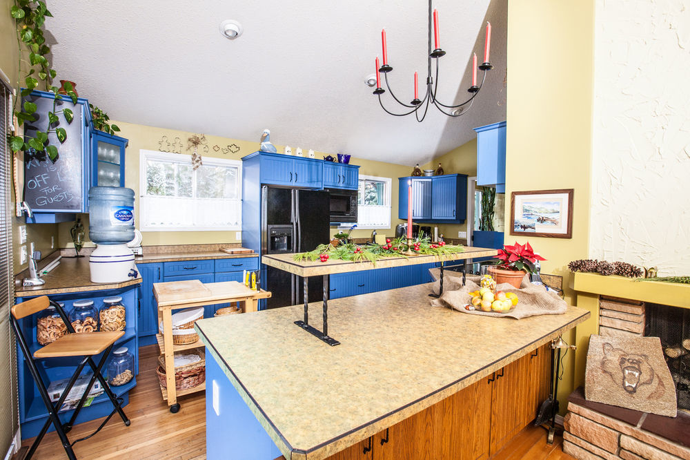 Mulvehill Creek Wilderness Inn And Wedding Chapel Revelstoke Bagian luar foto