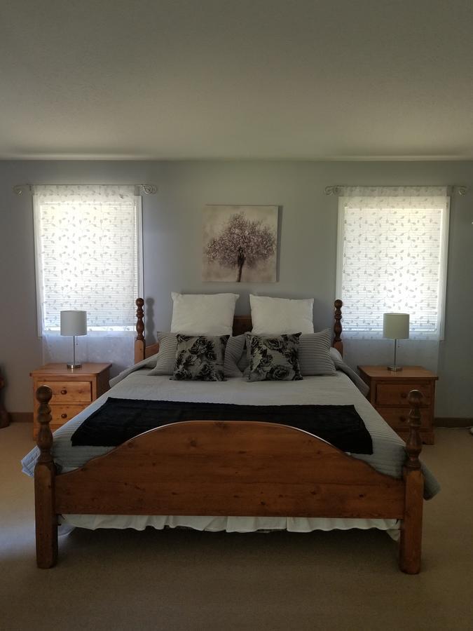 Mulvehill Creek Wilderness Inn And Wedding Chapel Revelstoke Bagian luar foto