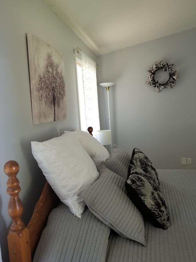 Mulvehill Creek Wilderness Inn And Wedding Chapel Revelstoke Bagian luar foto
