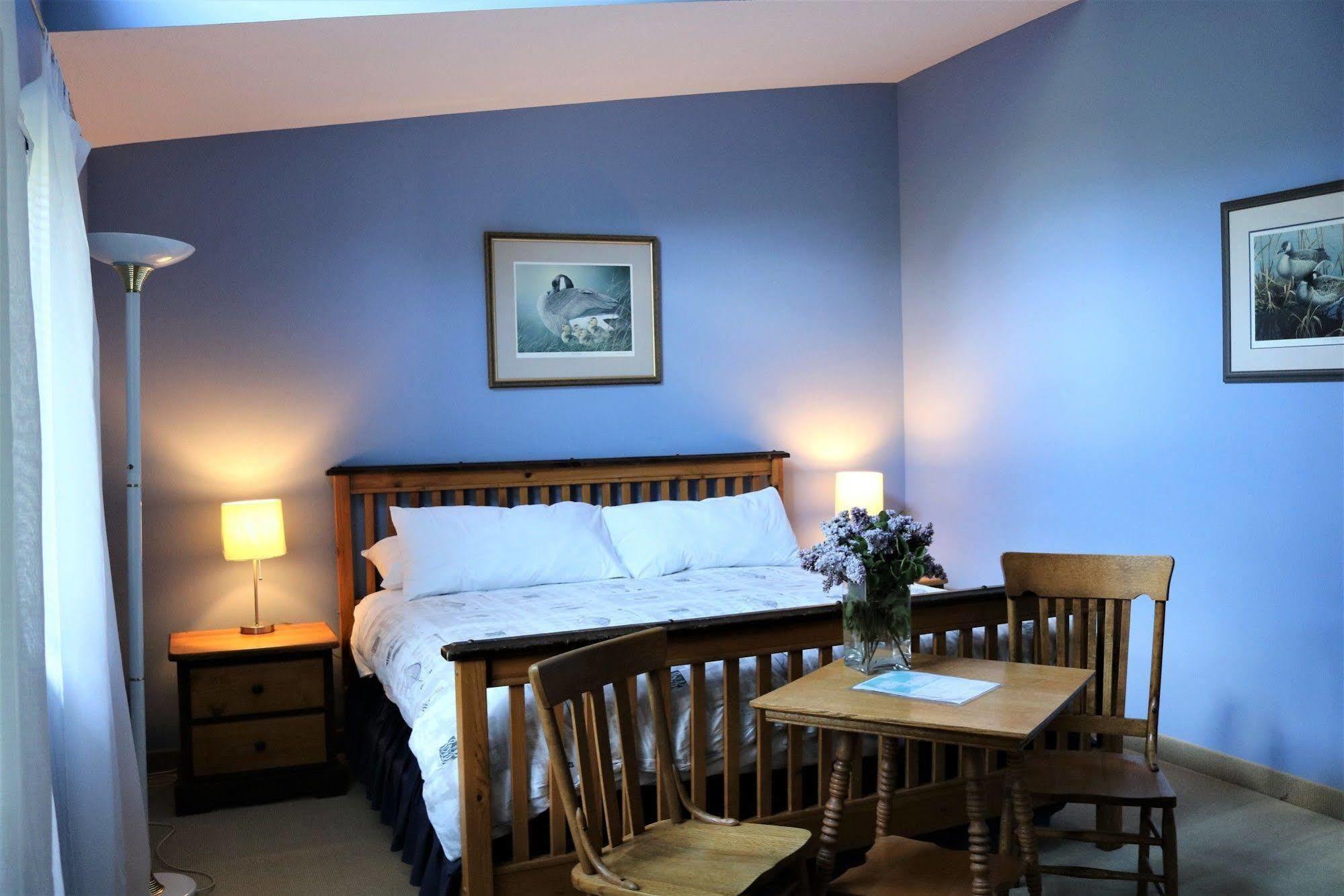 Mulvehill Creek Wilderness Inn And Wedding Chapel Revelstoke Bagian luar foto