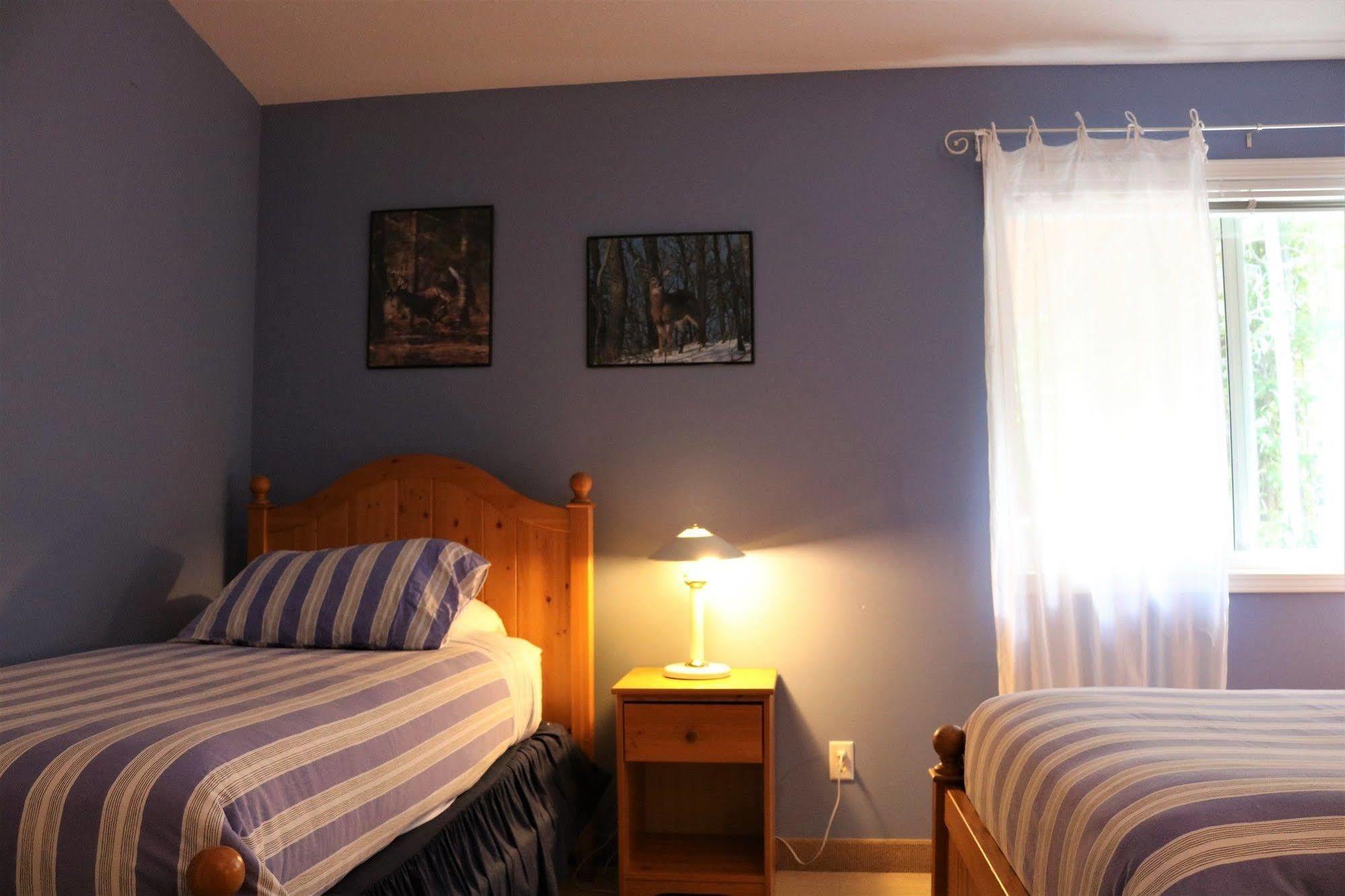 Mulvehill Creek Wilderness Inn And Wedding Chapel Revelstoke Bagian luar foto